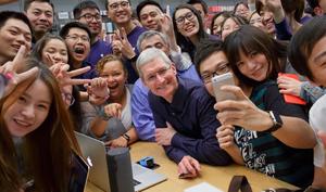 Tim Cook läuft Steve Jobs offenbar den Rang ab – zumindest in China