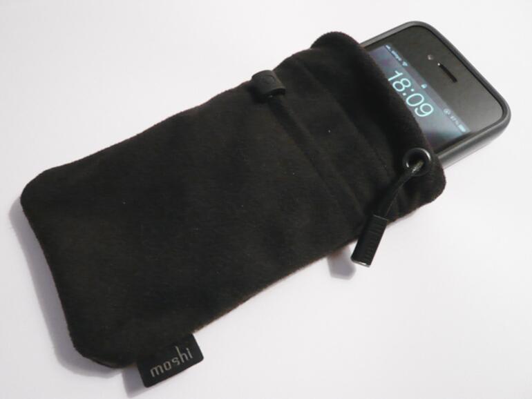 FitBAG Handytasche Für Motorola Razr 60 Ultra - Alcantara Made In Germany