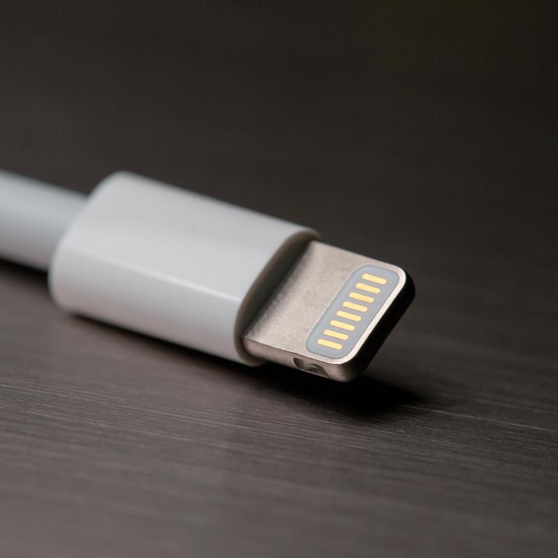Apple erlaubt Nutzung des Lightning-Anschlusses von Drittanbietern ...