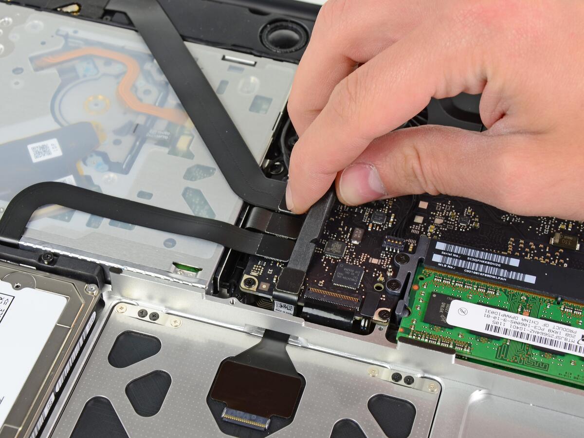 MacBookTrackpad tauschen iFixitAnleitung so geht's Mac Life