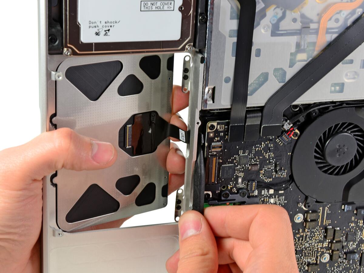 MacBookTrackpad tauschen iFixitAnleitung so geht's Mac Life