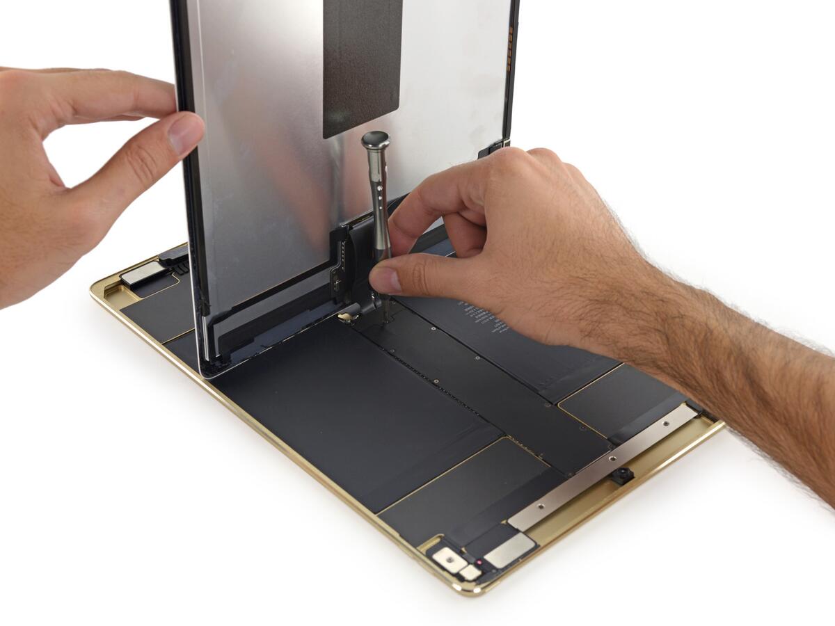 iFixit zerlegt iPad Pro | Mac Life