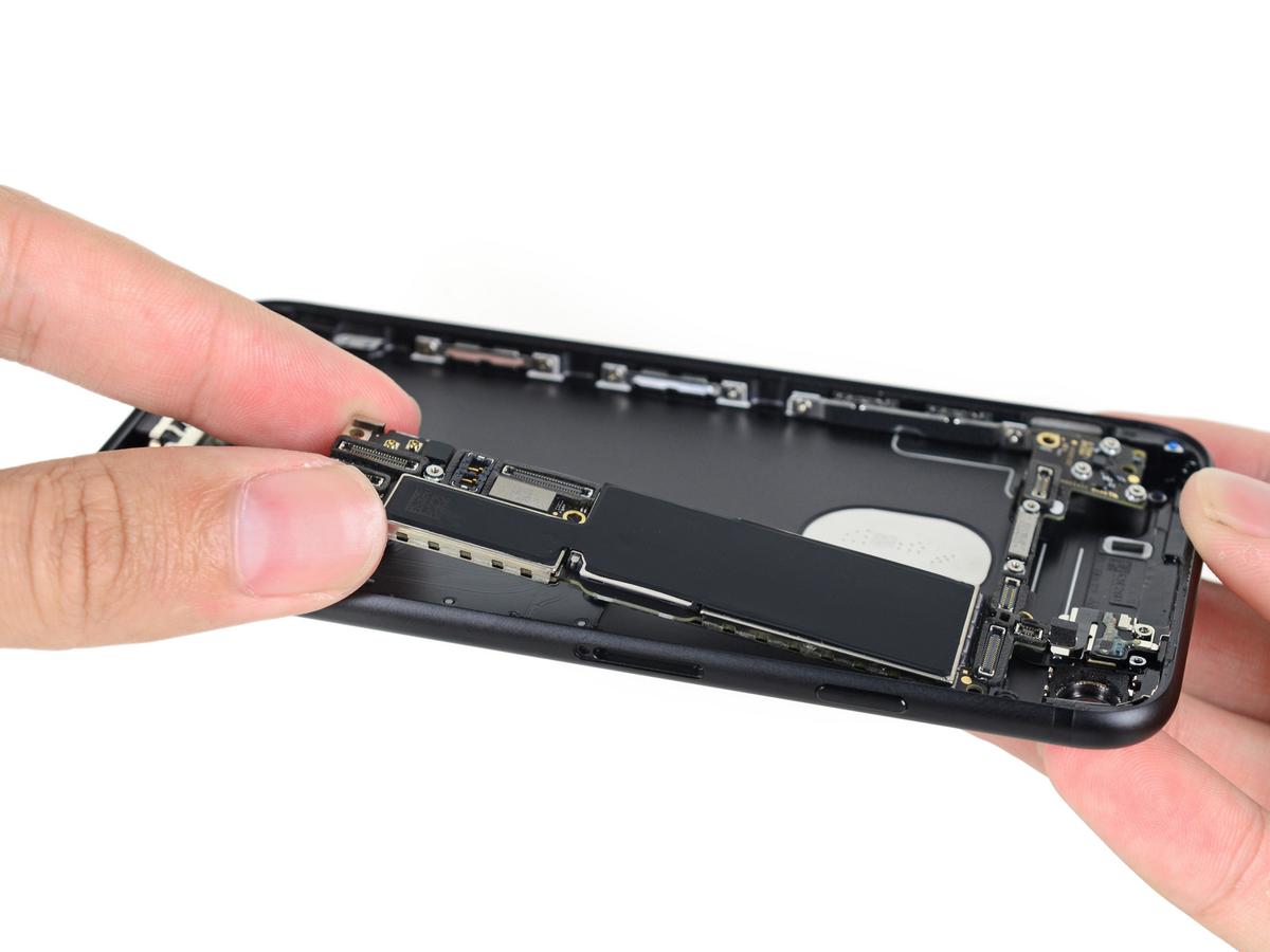 Разборка iphone 7 в картинках