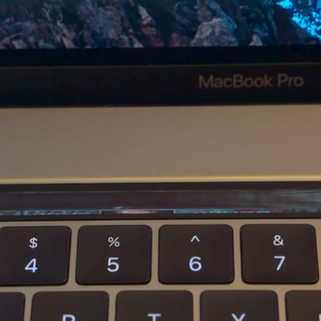 MacBook Pro Doom läuft auf der Touch Bar Mac Life