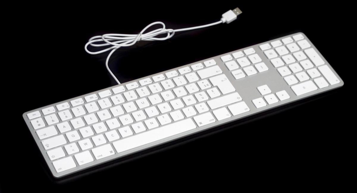 Leuchtende Apple Tastatur Von Matias Mac Life