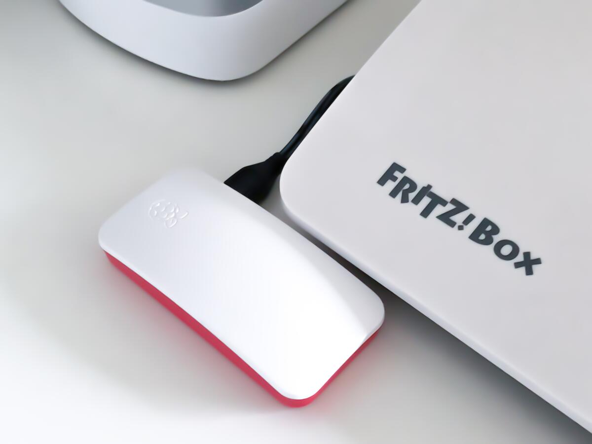 Anleitung Raspberry Pi Zero W Als Adblocker Mit Pi Hole Einrichten Mac Life If you are looking for rgb led strips, you will probably come across the ws2812 or the ws2801. raspberry pi zero w als adblocker