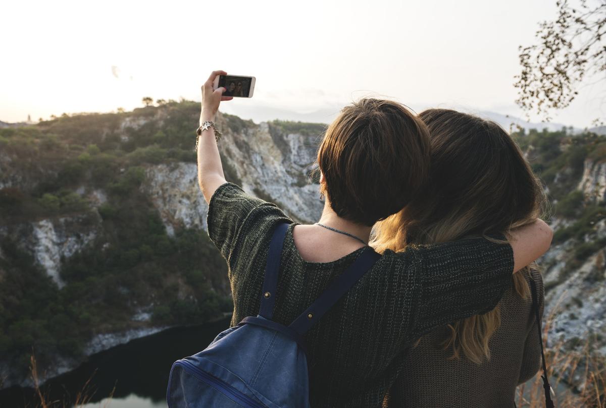 Tod Durch Selfie Wenn Das Selbstportrat Zum Letzten Foto Wird Mac Life