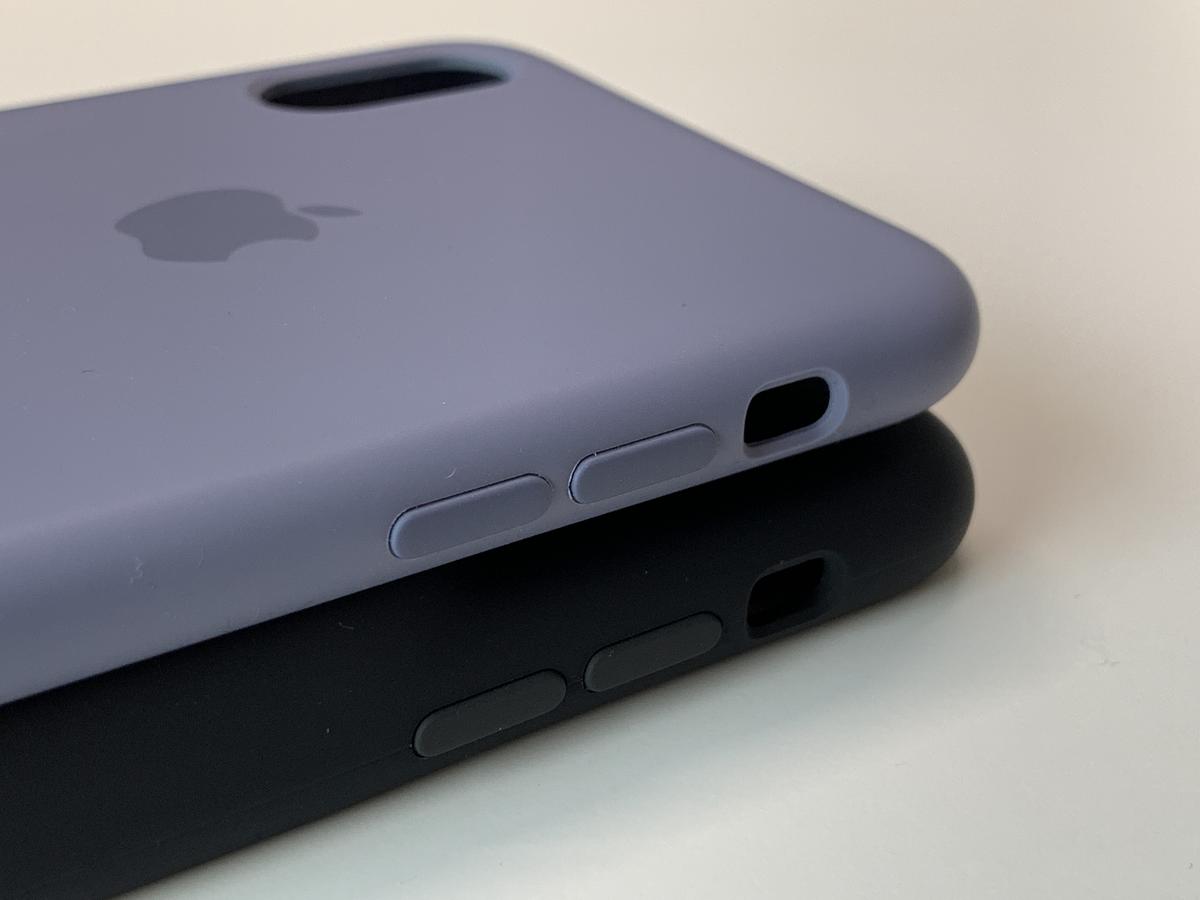 apple silicone charging case