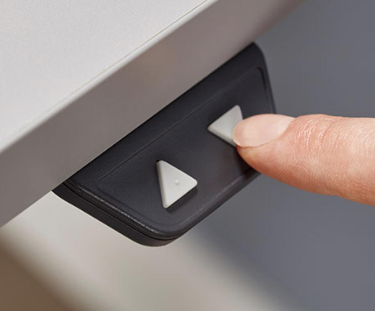 Aldi Bringt Elektrisch Hohenverstellbarer Schreibtisch Mac Life