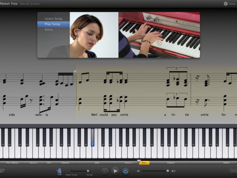 Der Anwender sollte eine Gitarre beziehungsweise ein Klavier zur Hand haben, um die Übungen gleich umsetzen zu können