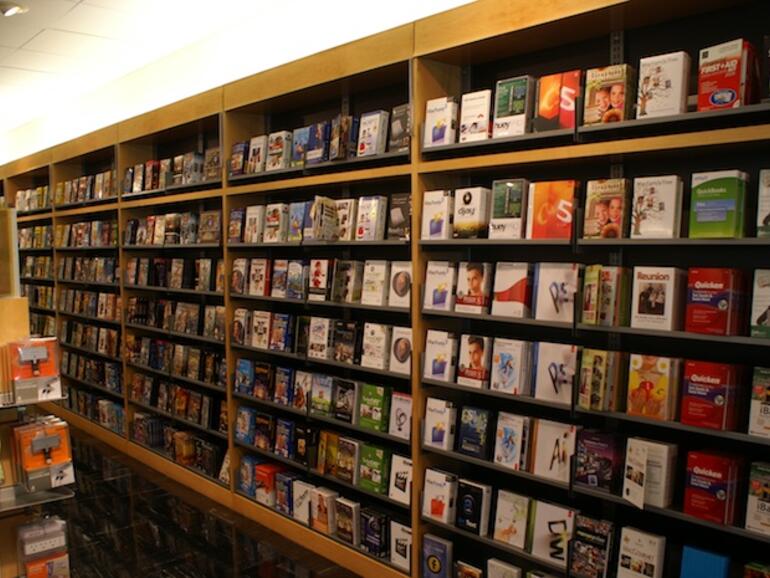 Software und Zubehör lässt sich auch im Company Store kaufen.