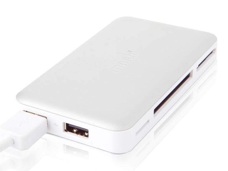 &lt;b&gt;Moshi Card Reader:&lt;/b&gt; Durchdachtes Design - das USB-Kabel kann im Reader verstaut werden, wenn man es nicht benötigt