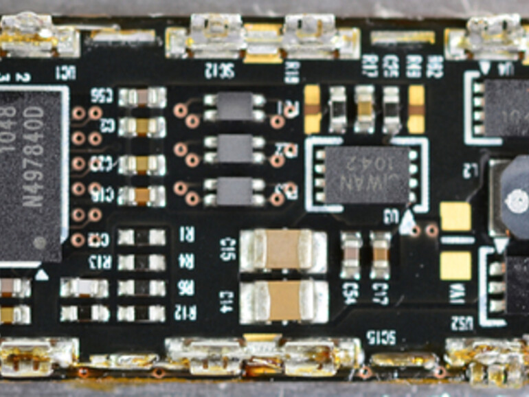 Der SW0627B von LG kümmerte sich seit jeher um die Display-Ansteuerung des iPad und iPad 2.