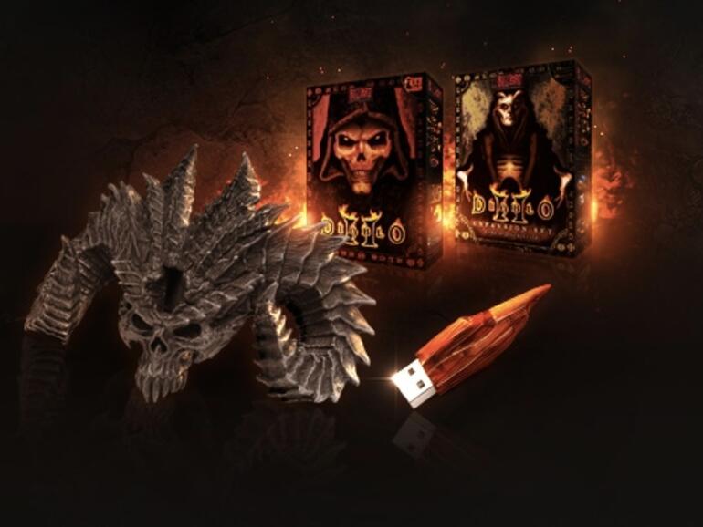 &amp;lt;b&amp;gt;USB-Stick und Diablo-Schädel: &amp;lt;/b&amp;gt;Passende Diablo-Stimmung für den Schreibtisch