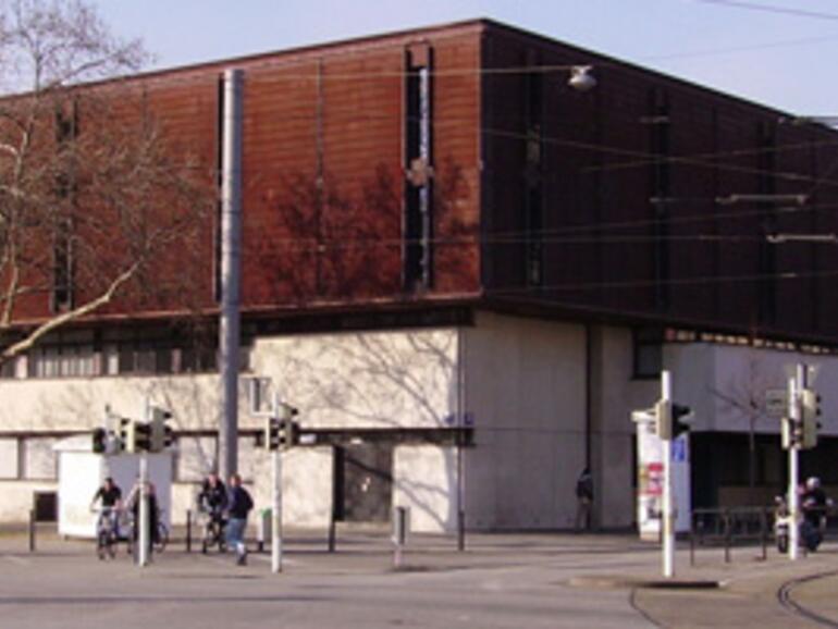 &amp;lt;strong&amp;gt;Vor dem Mannheimer Landgericht stehen noch Urteile zu mehreren Klagen mit Apple Bezug aus.&amp;lt;/strong&amp;gt;