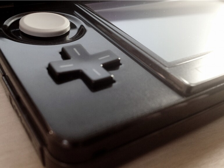 &amp;lt;strong&amp;gt;Vorteil Nintendo: D-Pad und Analogscheibe&amp;lt;/strong&amp;gt;