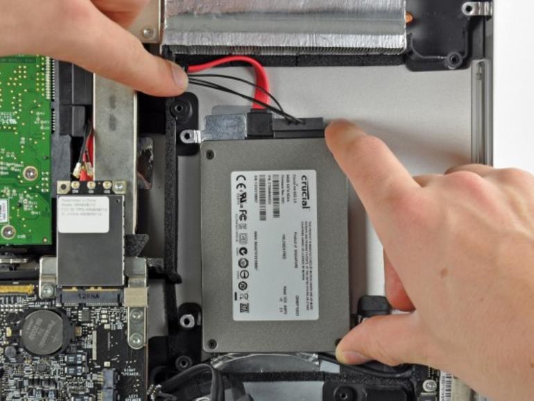 Как снять ssd диск с компьютера