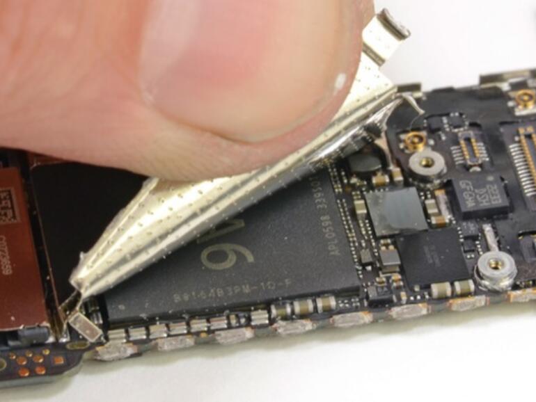 Der A6-Prozessor ist Apples erstes System-on-Chip (SoC)-Design, das auf  ARMv7 basiert.