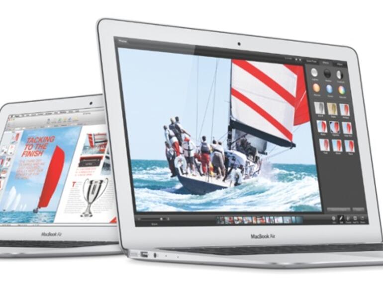 „Das MacBook Air ist branchenführend bei dünnen und leichten Notebooks und mit der längeren Batterielaufzeit haben wir die Messlatte jetzt noch höher gelegt“, sagt Philip Schiller, Senior Vice President Worldwide Marketing von Apple. „Mit schnel