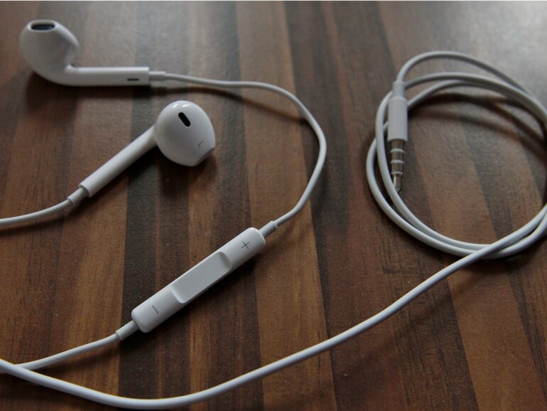 Apple EarPods