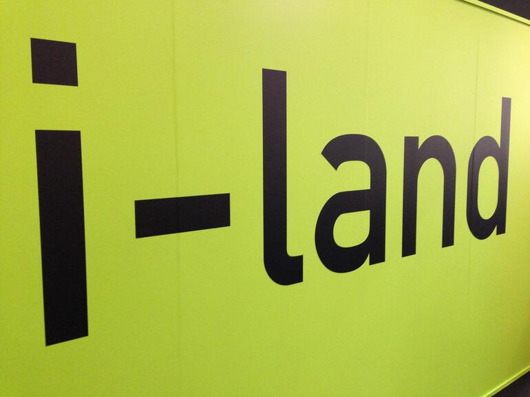 i-land