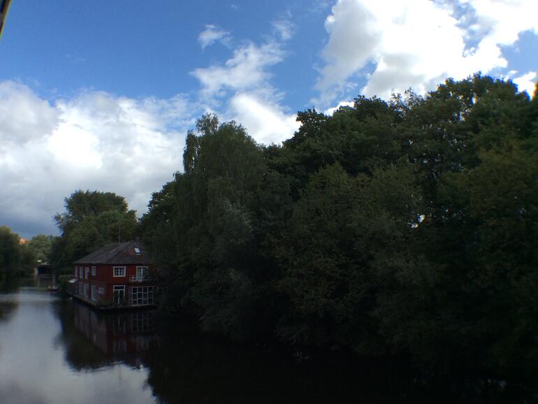 Das selbe Motiv mit dem Weitwinkel: Verwaschene Ecken 