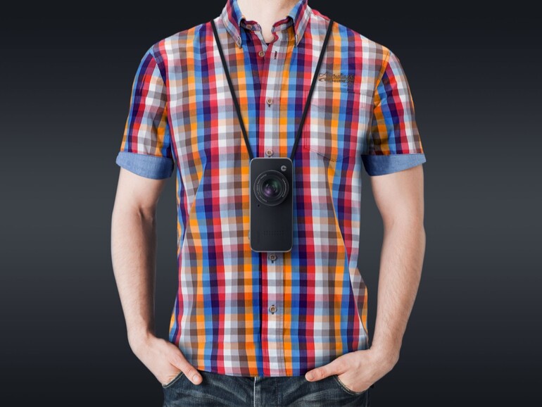 Klein ist die Kamera nicht.