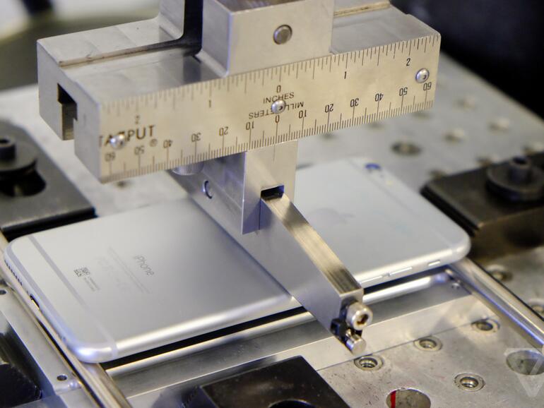 30.000 iPhone-6- und 6-Plus-Geräte schickte Apple durch den Parcour.