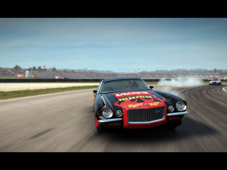 Scharfe Kurven nehmen Sie am besten im Drift. So lassen sich auch die Gegner abhängen