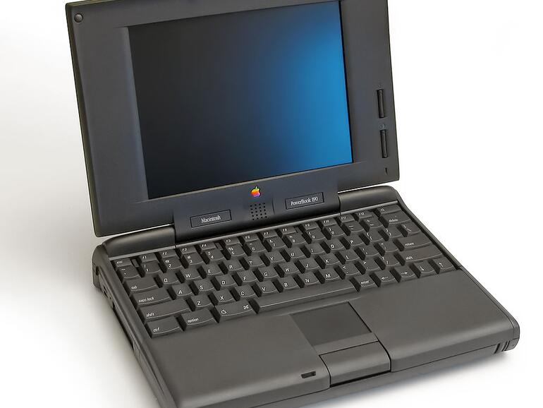 Der erste Mac des Autors – ein PowerBook 190 mit 68LC040er Motorola, der letzte Mac mit 68000er-Prozessor, und der erste einer langen Reihe von Macs