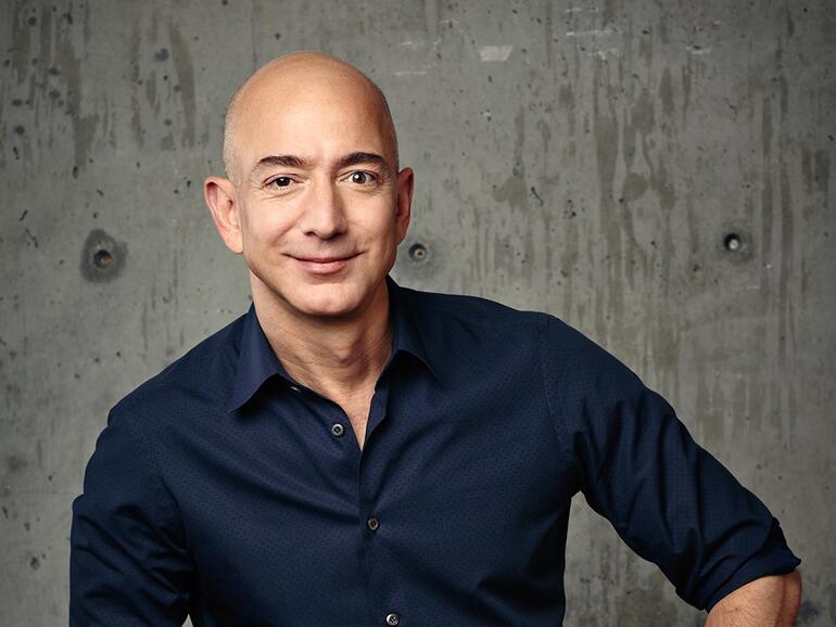 Jeffrey „Jeff“ Preston Bezos, Gründer und CEO von Amazon.com, Inc.