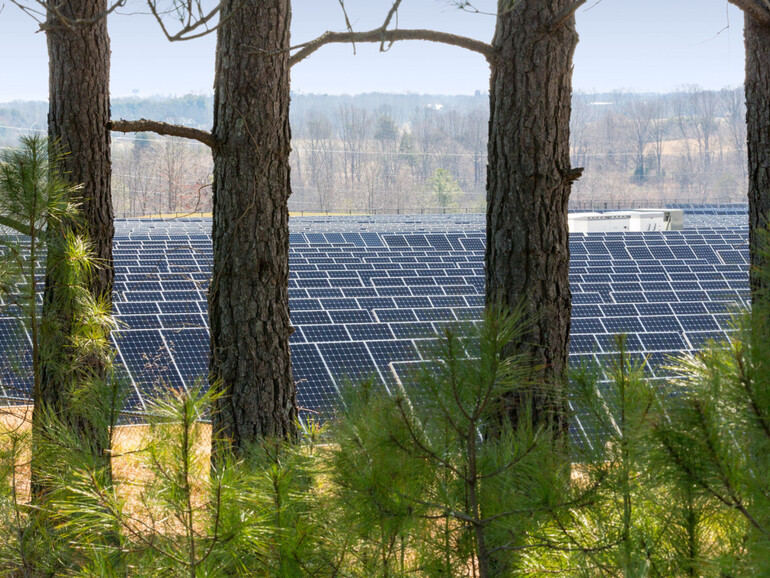 Apple setzt auf erneuerbare Energie.