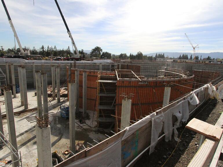 Bis zum Ende des nächsten Jahres soll das neue Hauptquartier Apples fertig gestellt sein