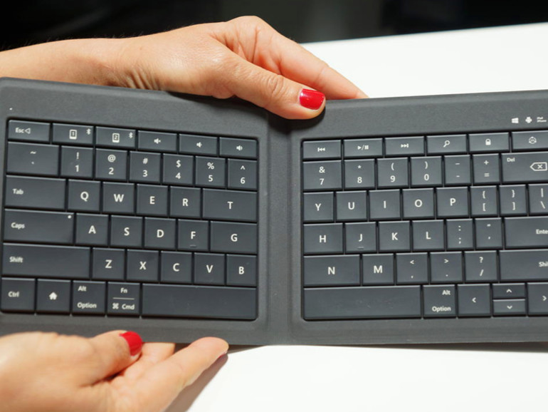 Microsofts Universal Foldable Keyboard: Faltbare Mobil-Tastatur für