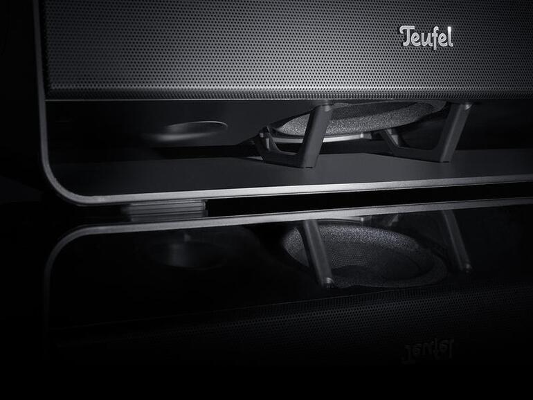 Der Subwoofer des Teufel Boomster strahlt nach unten