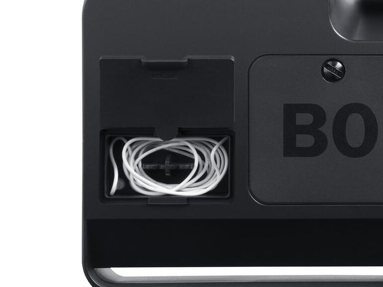 Die Wurfantenne befindet sich hinter einer spritzwassergeschützten Abdeckung