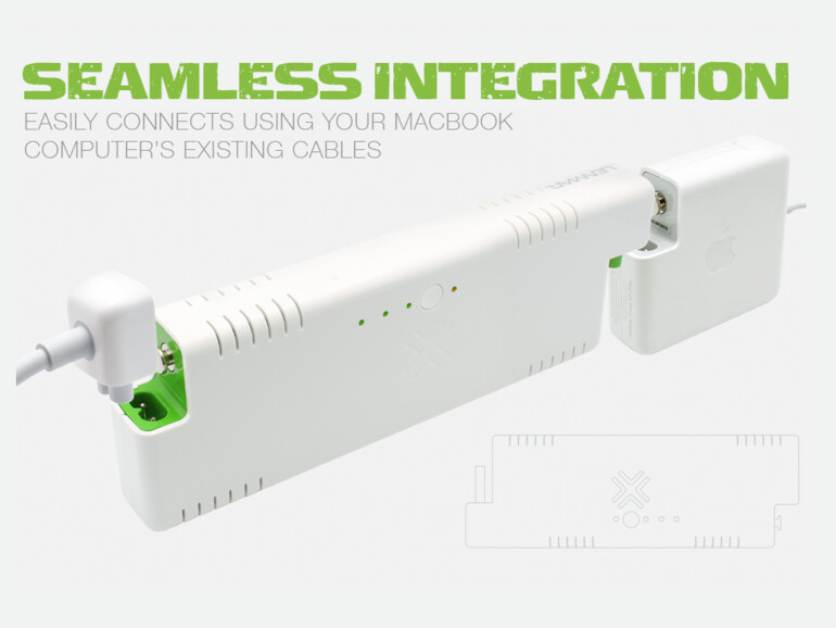 Um das MacBook mithilfe des Akku-Packs zu laden, muss der Nutzer das Chug Plug mit einem Drücken des Power-Knopfes aktivieren