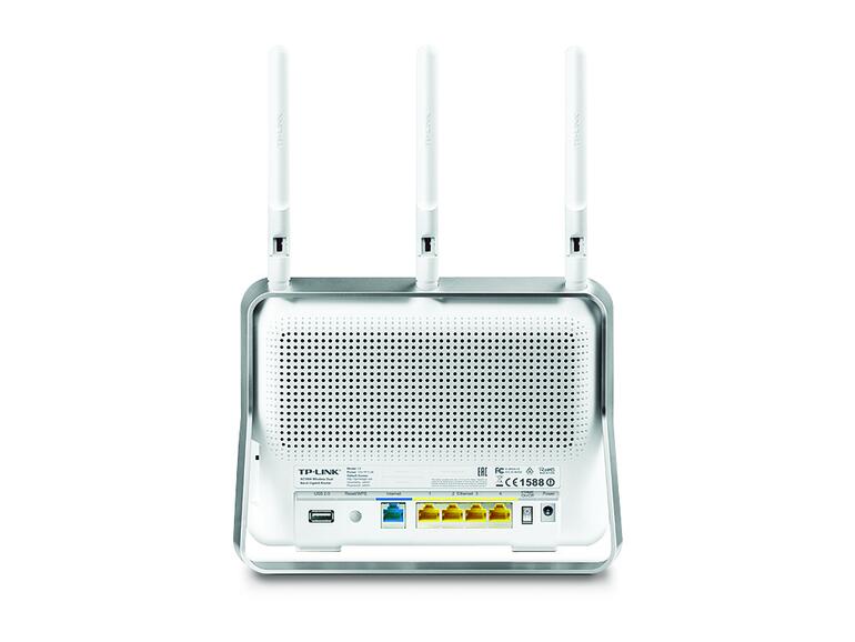 Die externen Antennen des Routers anders zu positionieren, kann ein einfacher Weg sein, die Performance zu verbessern.