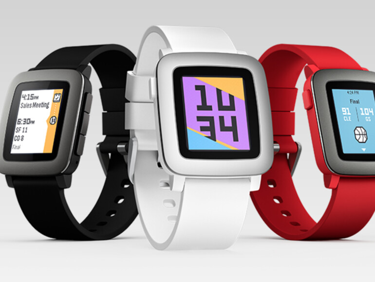 Die Pebble Time kommt in verschiedenen Farben daher und wird demnächst auch in einer Steel-Version angeboten
