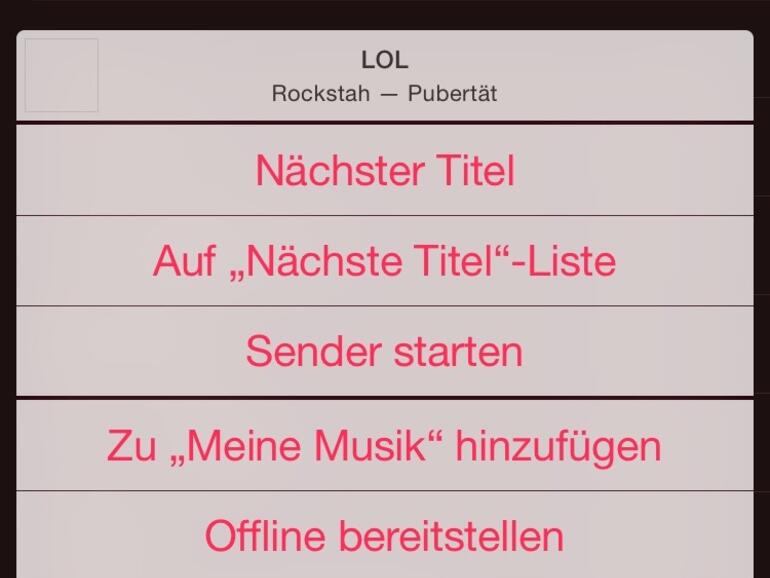 Musik zur eigenen Mediathek hinzufügen geht ganz einfach: Bei Alben über den „+“-Button, bei einzelnen Songs und Playlisten über das „...“-Menü.