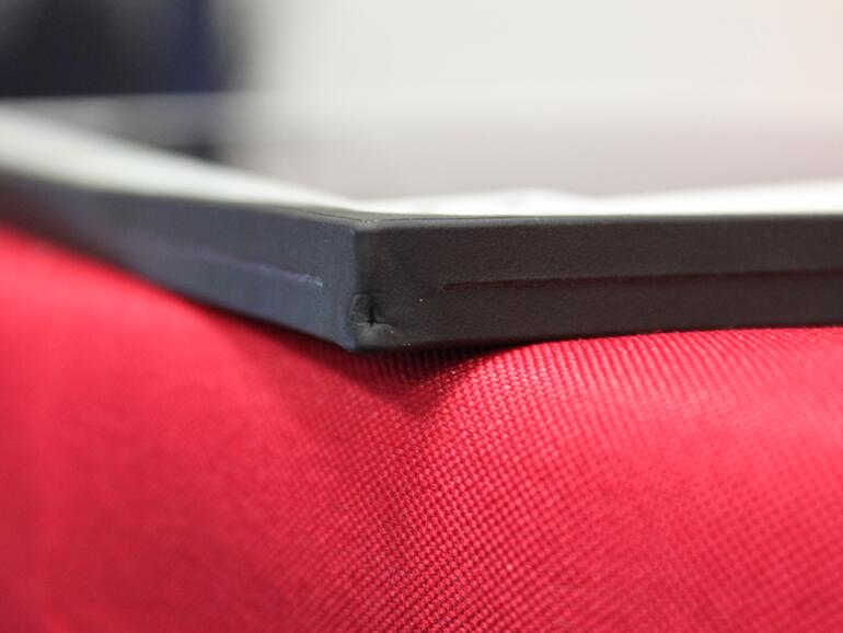 Blok hat nach dem heftigen Sturz aus 1,80 Meter Höhe zwar Blessuren davon  getragen, doch das iPad blieb heil