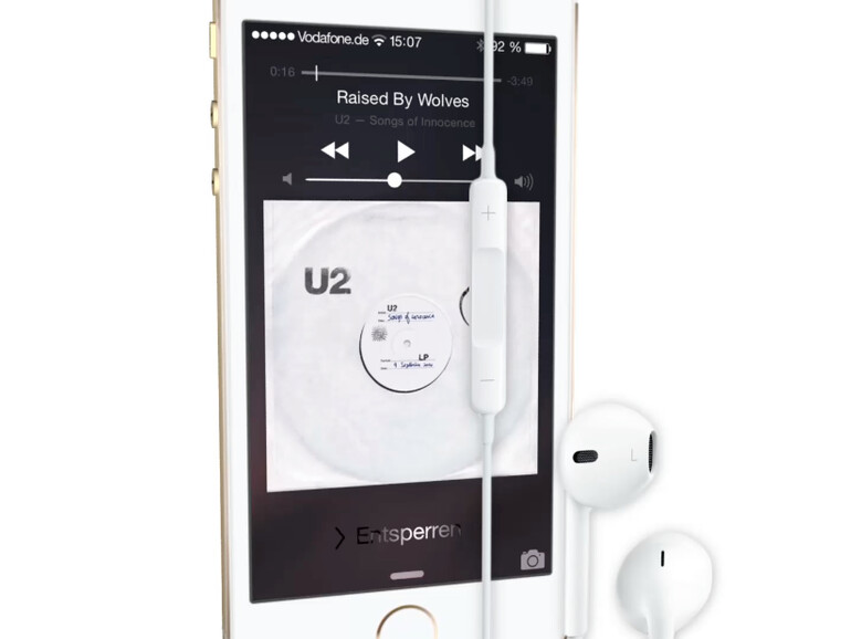 Lautstärke bequem über die Plus- und Minus-Taste an den EarPods steuern