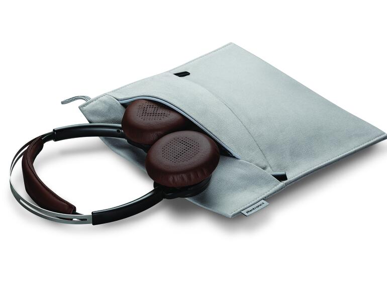 Im Lieferumfang enthalten ist außerdem ein kleines Sleeve für den Transport.