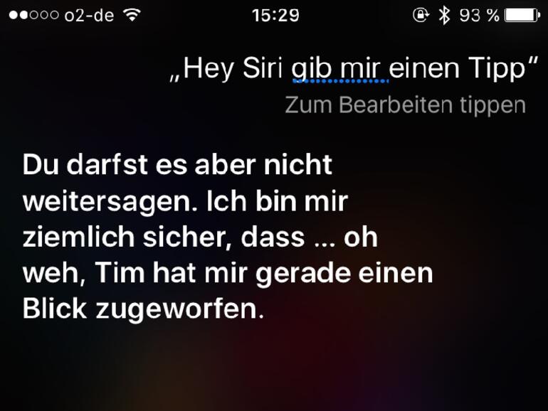 Wir hoffen für Siri, dass Tim nicht allzu streng dreinschaut 