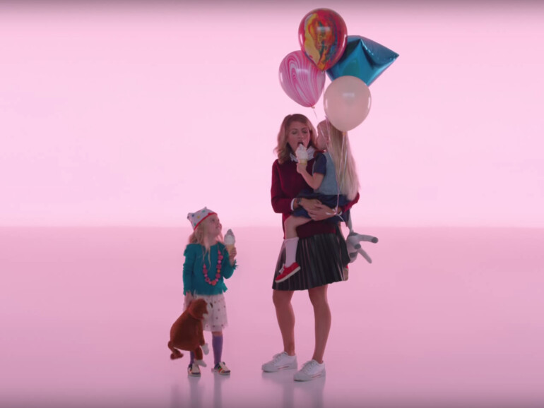 Apple hat sechs neue Apple Watch-Videos im Retro-Look veröffentlicht