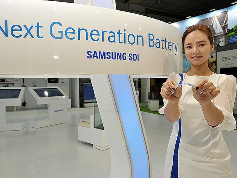 Biegsamer Akku von Samsung