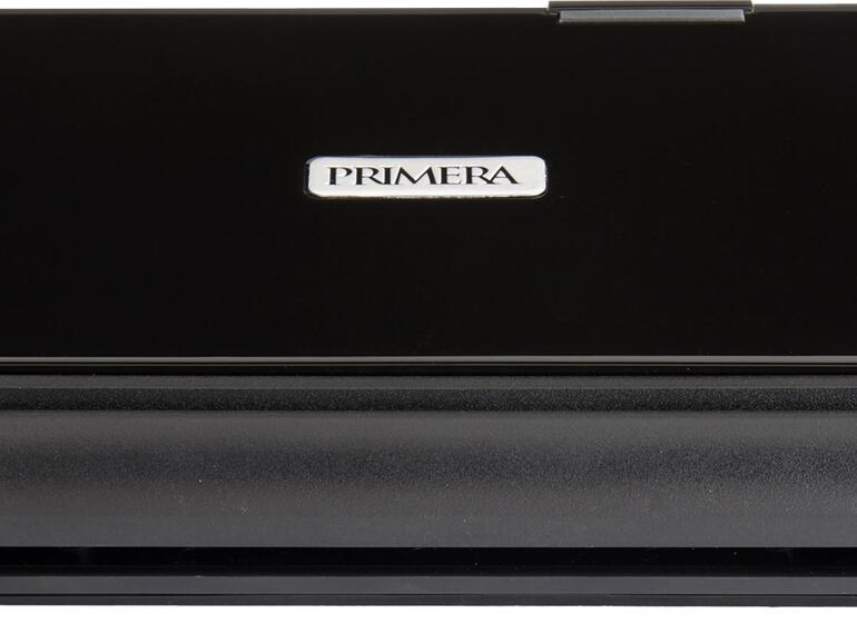 Zusammengeklappt passt der Primera Trio locker ins Handgepäck