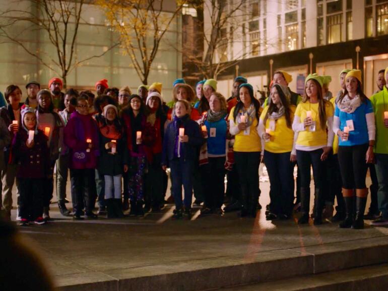 Microsoft-Store-Mitarbeiter singen &quot;Peace on Earth&quot; für &quot;alte Freunde&quot;