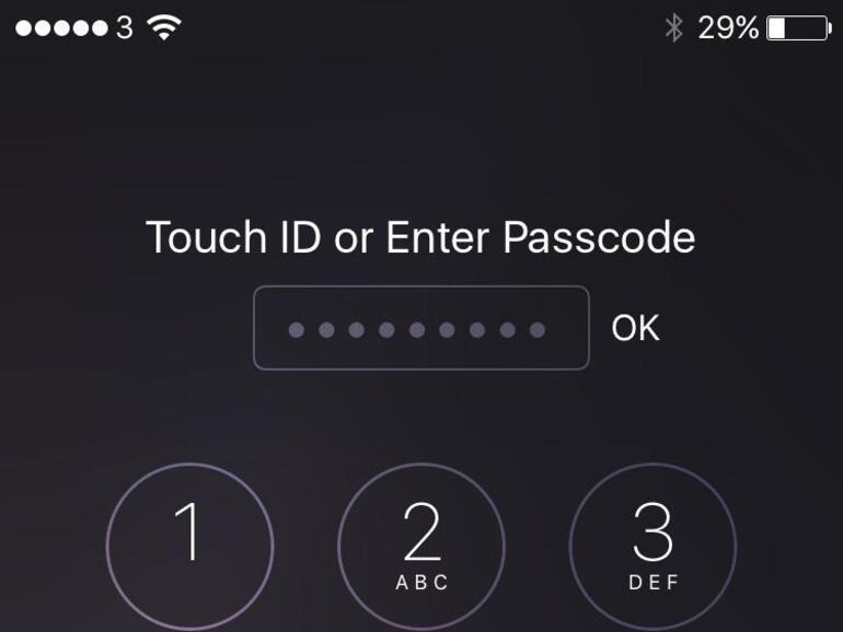 Sechs Zeichen sind der neue Standard für PIN-Codes unter iOS 9. Du kannst aber weiterhin einen vierstelligen Code wählen oder die Zeichenzahl völlig frei definieren.