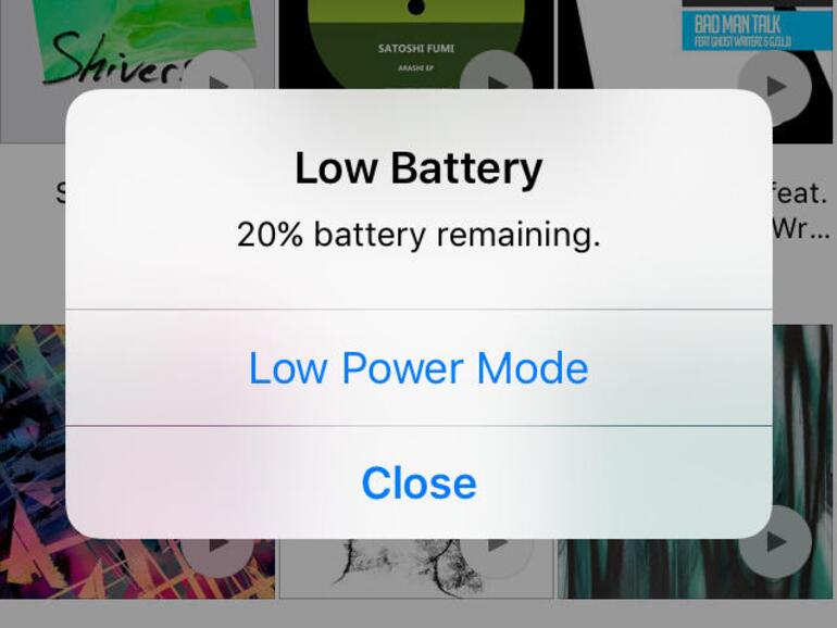 Apple gibt an, dass der Stromsparmodus zu bis zu einer Stunde längerer Akku-Laufzeit führt. Der neue Modus ist allerdings optional.